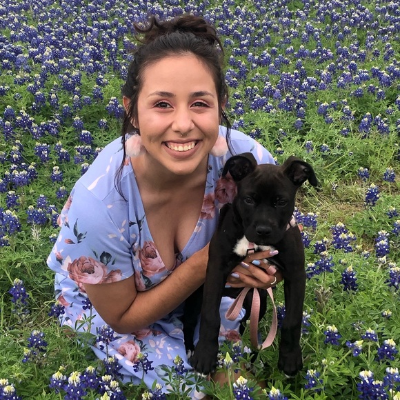 Meet your Posher, Liv - Picture 1 of 2